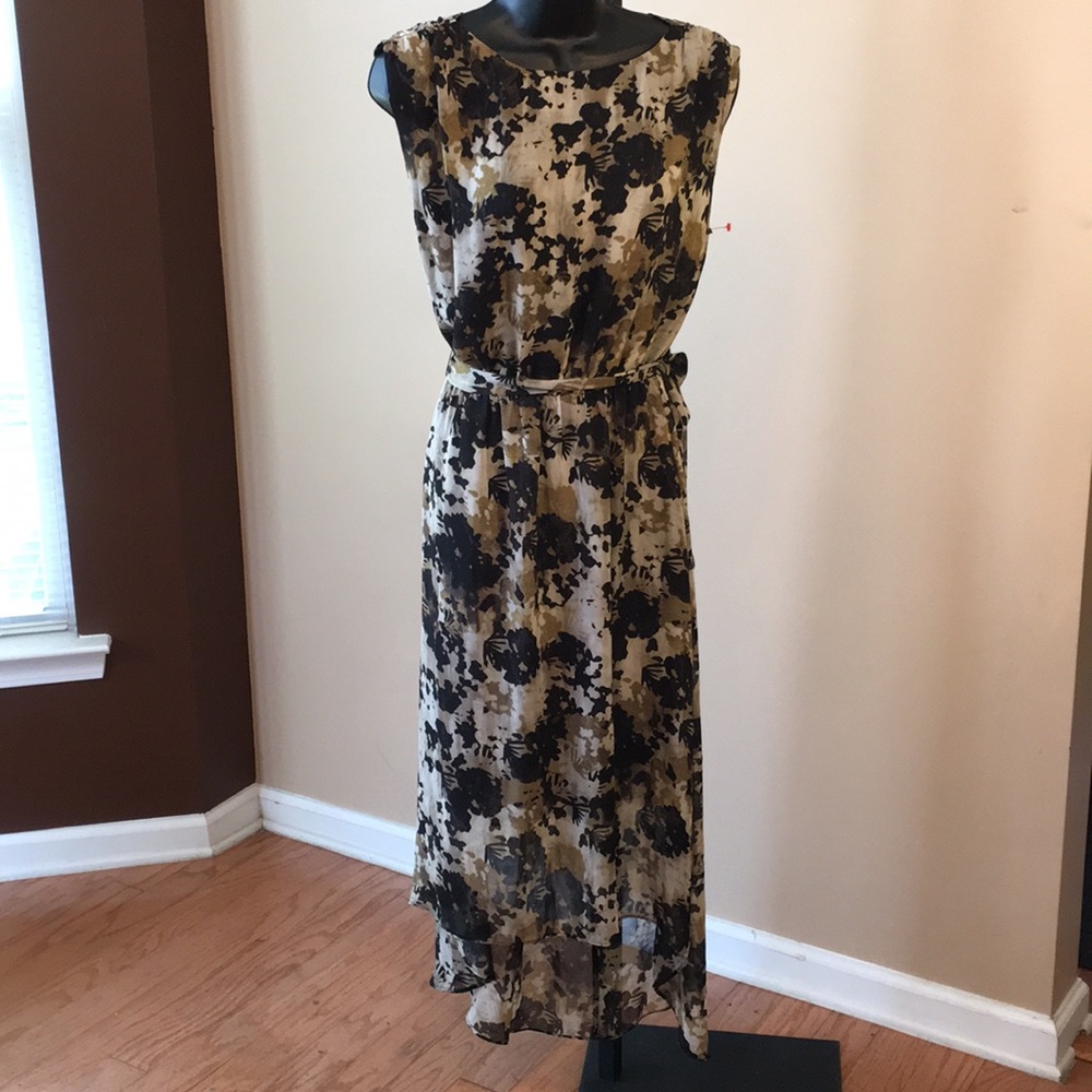 NWT VINCE CAMUTO WOMEN’S SLEEVELESS DRESS